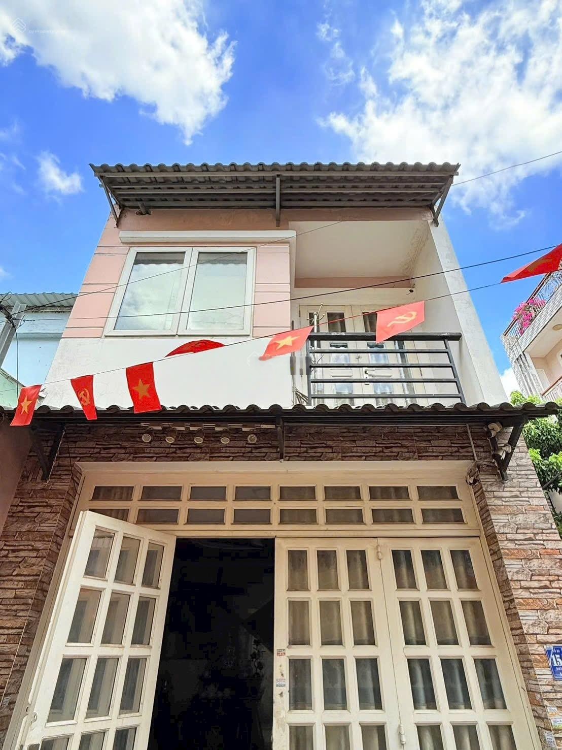 Giá Tốt ! Hẻm xe hơi 2 tầng 4m x 11m chỉ 4 tỷ 480 còn bớt