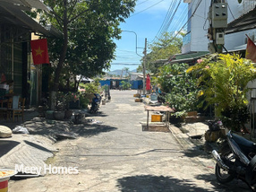 Bán nhà 2 tầng mặt tiền Đô Đốc Tuyết, cách bờ kè biển chỉ 30m, Hòn Rớ I, giá 4.5 tỷ