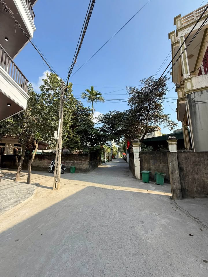 Bán nhà 3 tầng mới keng, một siêu phẩm đầu ve tại Đức Hậu