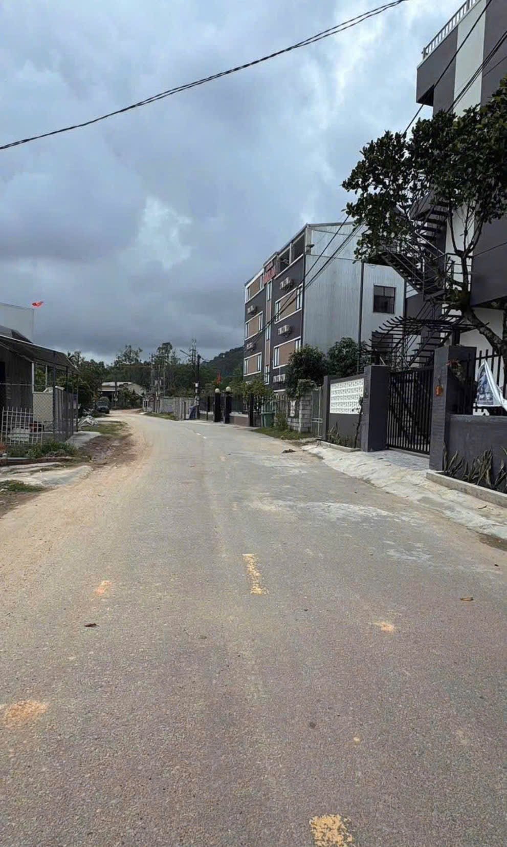 Bán nhà cấp 4, 120m2, giá siêu rẻ chỉ 1.4 tỷ tại Phùng Lưu, Huế