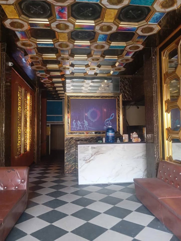 Bán nhà phố cổ Nguyễn Du, ngay Vincom Plaza Trần Phú, Thanh Hóa, giá 9 tỷ