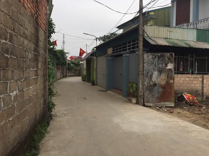 Bán đất 2 mặt tiền ngay sau khách sạn Sao Đêm, Hưng Dũng, giá 2.7 tỷ