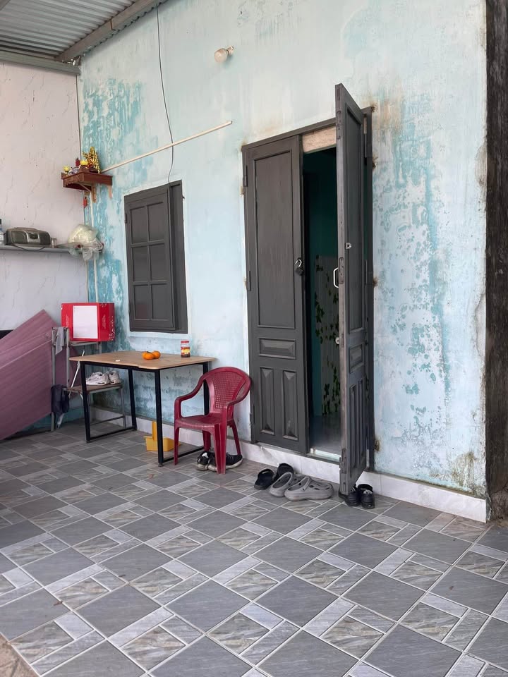 Bán đất tặng nhà có 2 phòng trọ đang cho thuê, số nhà 387/Âu Cơ, kiệt ô tô đến nơi