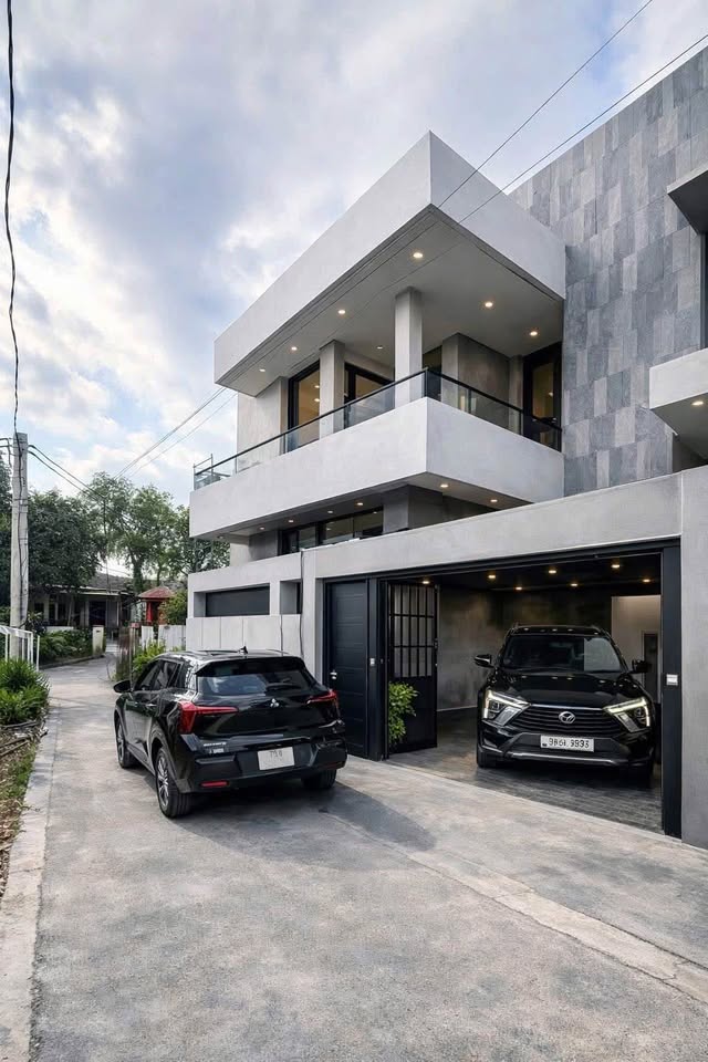 Bán nhà villa 2 tầng kiệt ô tô Quảng Tế, Thủy Xuân, thành phố Huế, giá rẻ