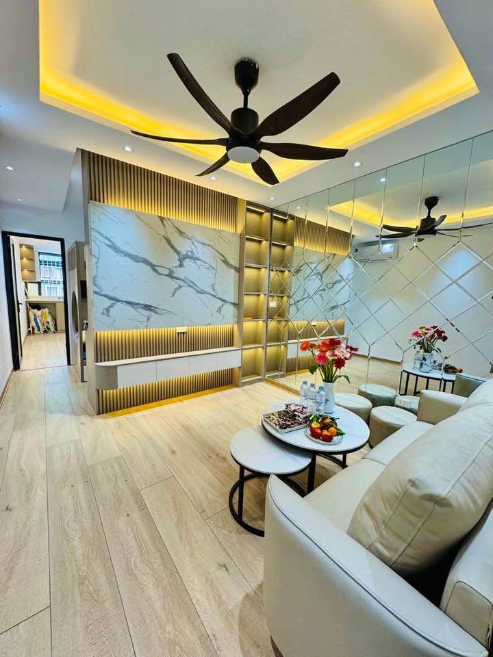 Bán nhà tập thể Lương Ngọc Quyến, Thanh Xuân, 45m2, giá 2,67 tỷ