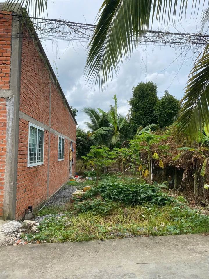 Bán nhà Tiên Long, Châu Thành, Bến Tre, đường xe hơi, giá 595 triệu