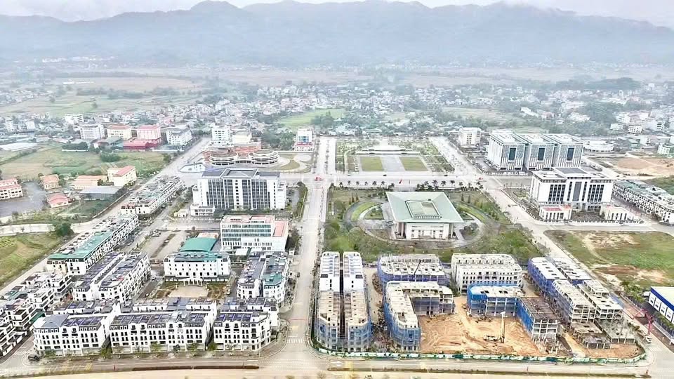 Bán nhà 5 tầng tại khu đô thị 5A Galaxy Cao Bằng