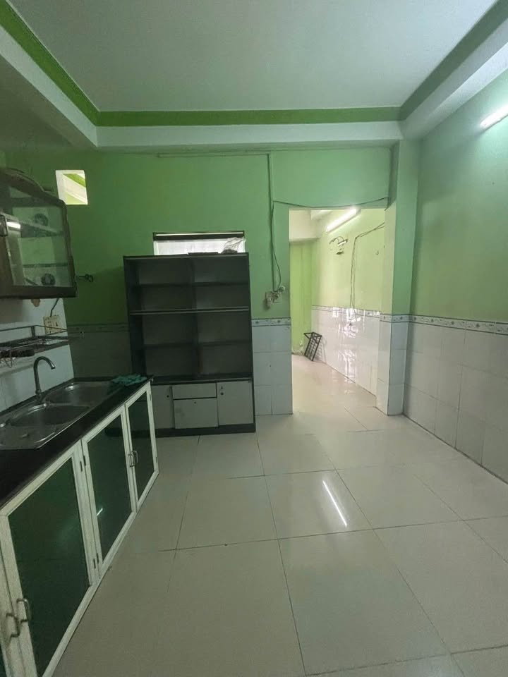 Bán nhà Bình Tiên, Phường 8, Quận 6, hẻm xe hơi thông, 36m², giá 4.6 tỷ