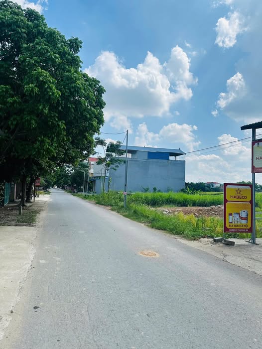 Cần bán gấp mảnh đất Hoà Lạc, 100m2, full thổ cư