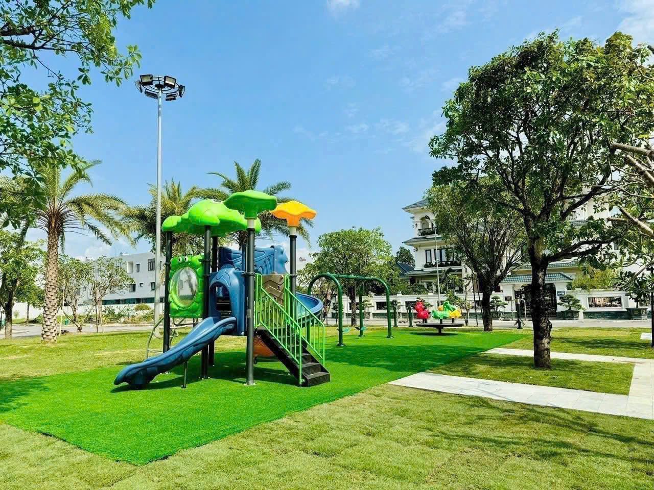 Chính chủ gửi bán lô đất tại khu đô thị Quang Minh, phường Thuỷ Nguyên, Hải Phòng