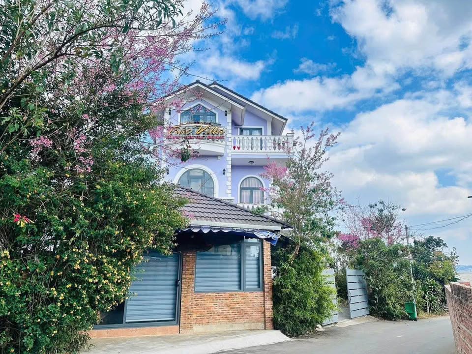 Bán biệt thự nghỉ dưỡng 6 phòng ngủ tại Đà Lạt
