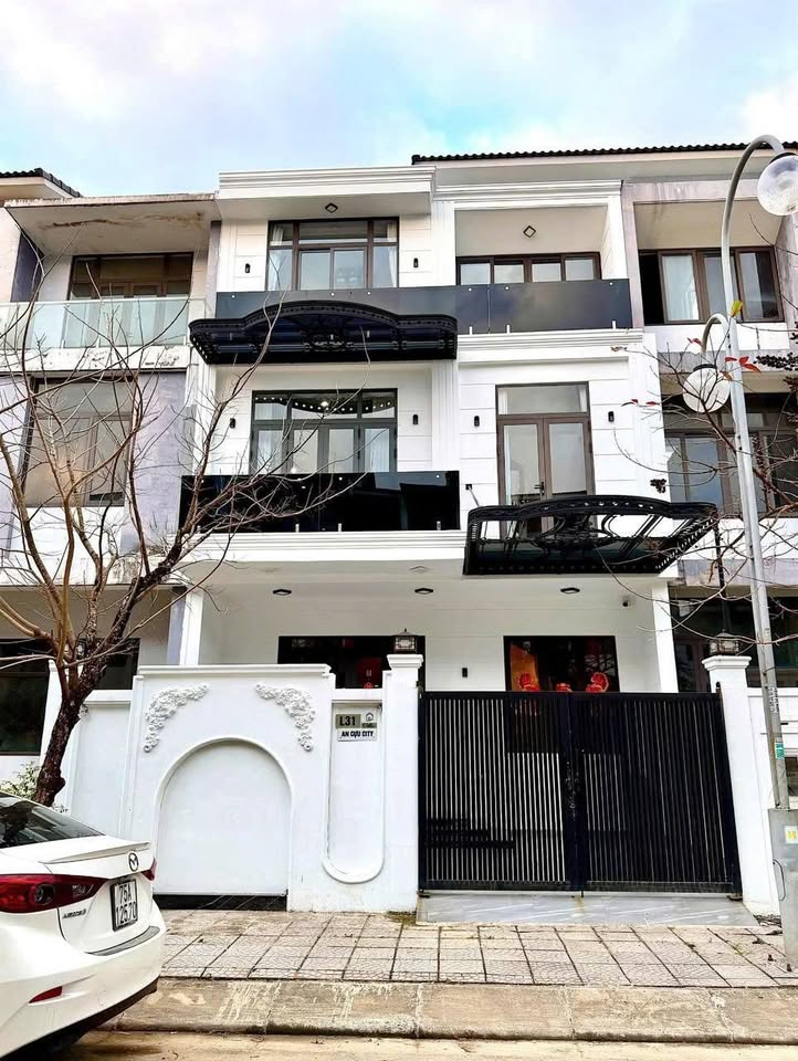 Bán nhà 3 tầng khu đô thị An Cựu City, phường An Đông, thành phố Huế, full nội thất đẳng cấp Luxury