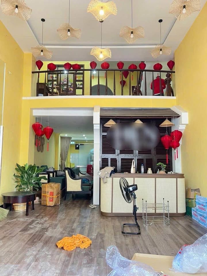 Bán nhà 4 tầng khu phố Hàn Quốc, mặt tiền Dương Đình Nghệ