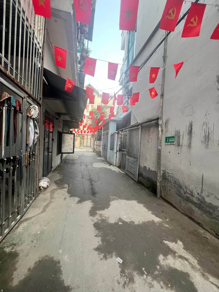 Cho thuê nhà riêng quận Nam Từ Liêm thành phố Hà Nội, giá 7 tỷ