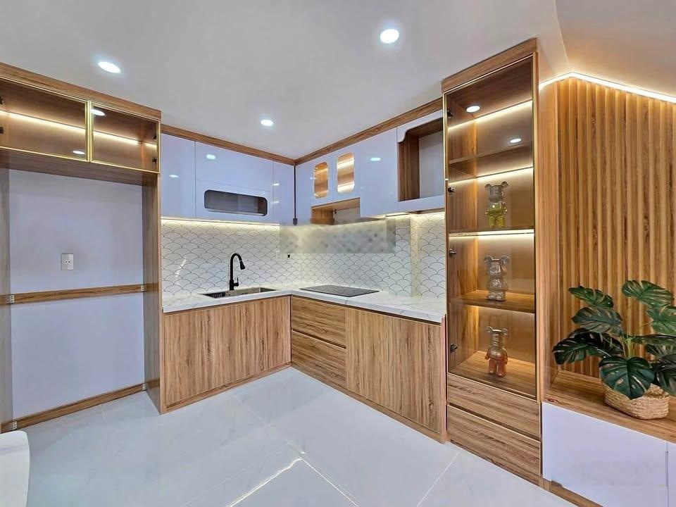 Sổ hồng công chứng - Nhà mới xây gần ngay mặt tiền Lê Đình Cẩn Bình Tân