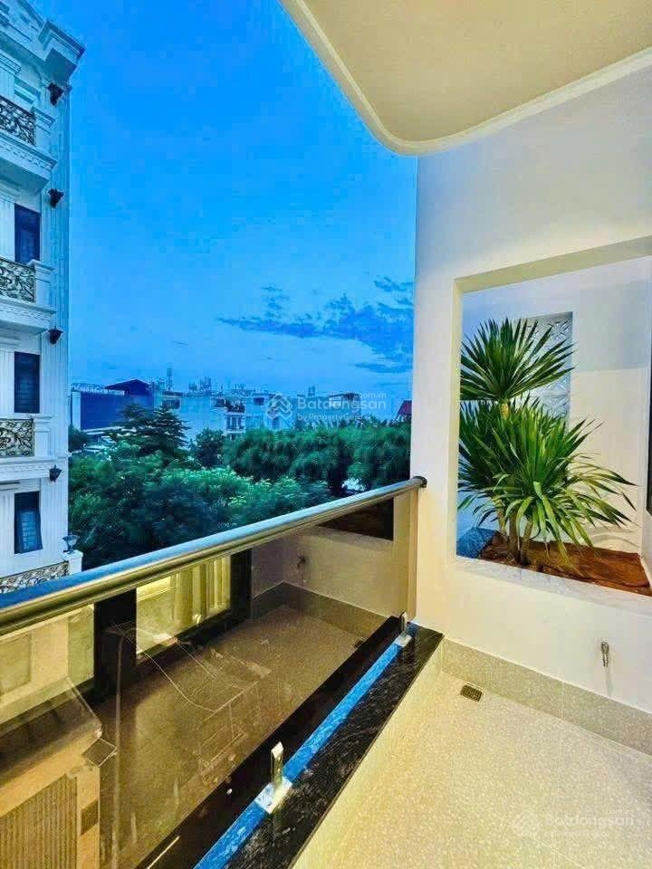 Siêu phẩm 3 lầu trung tâm Quận 1 Đ. Đinh Công Tráng. Gần 6TỶ3/70,9m2 thuê 29tr. Gần CV Lê Văn Tám