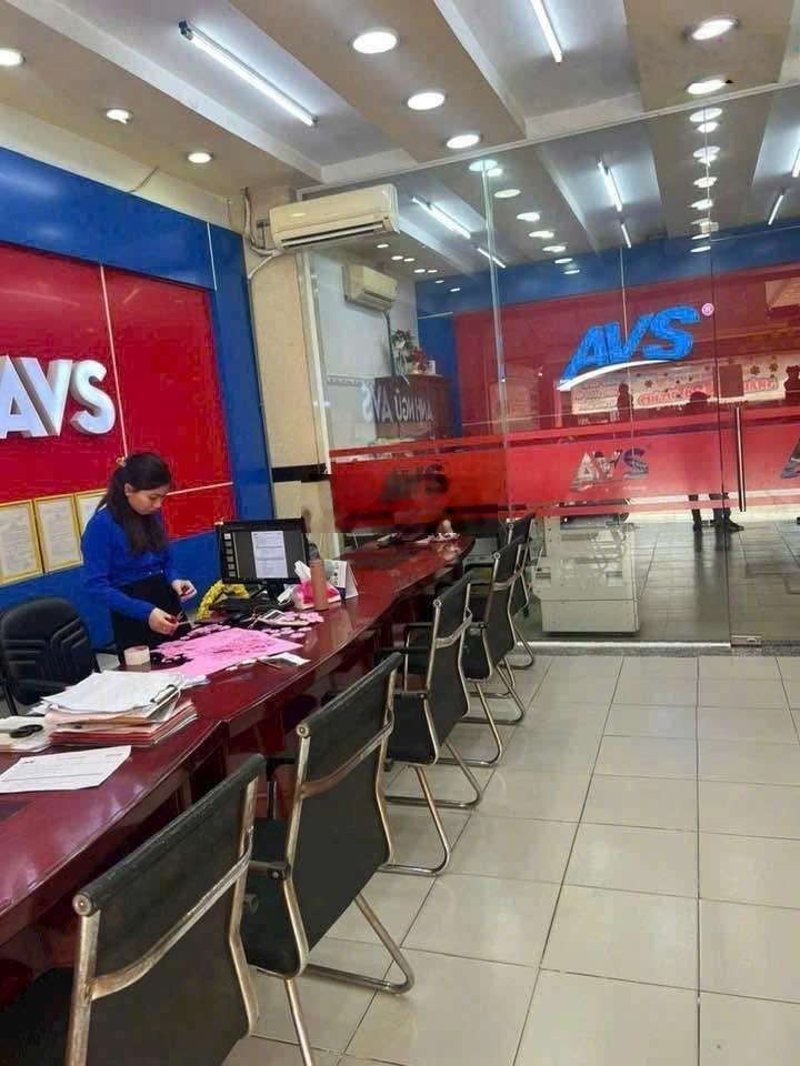 Bán nhà MT Đinh Đức Thiện 12x25m, 305m2 giá 800 triệu 1 trệt 1 lầu, cho thuê 30 triệu/tháng