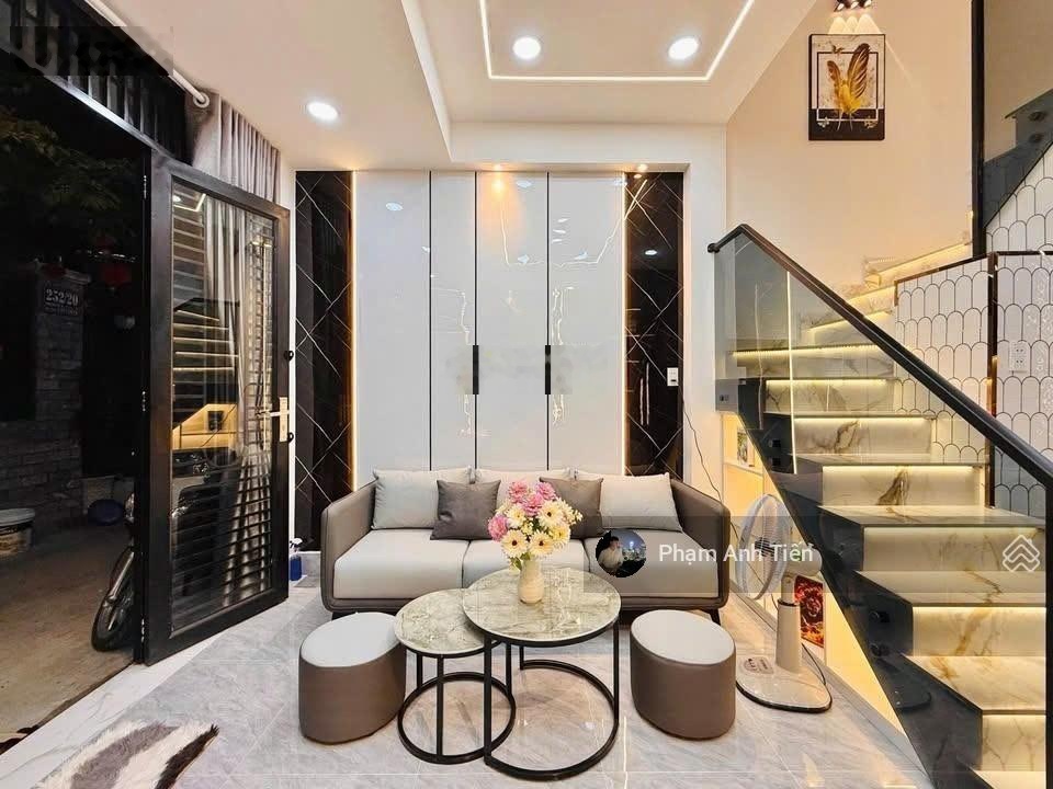 Nhà đẹp trung tâm, đường oto Đinh Công Tráng - Q1, giá 4Tỷ590/40m2. Cho thuê 25tr, gần chợ Tân Định