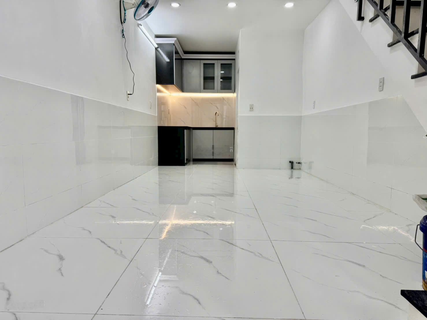 Bán nhà đẹp rẻ đường Nguyễn Thị Kiểu, phường Tân Thới Hiệp, Quận 12 cũ