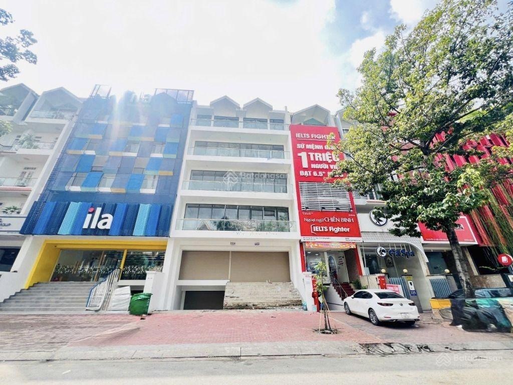 Cho thuê MT 125 - 127 Nguyễn Thị Thập, Tân Hưng Quận 7. DT 10x20m hầm 5 tầng có TM