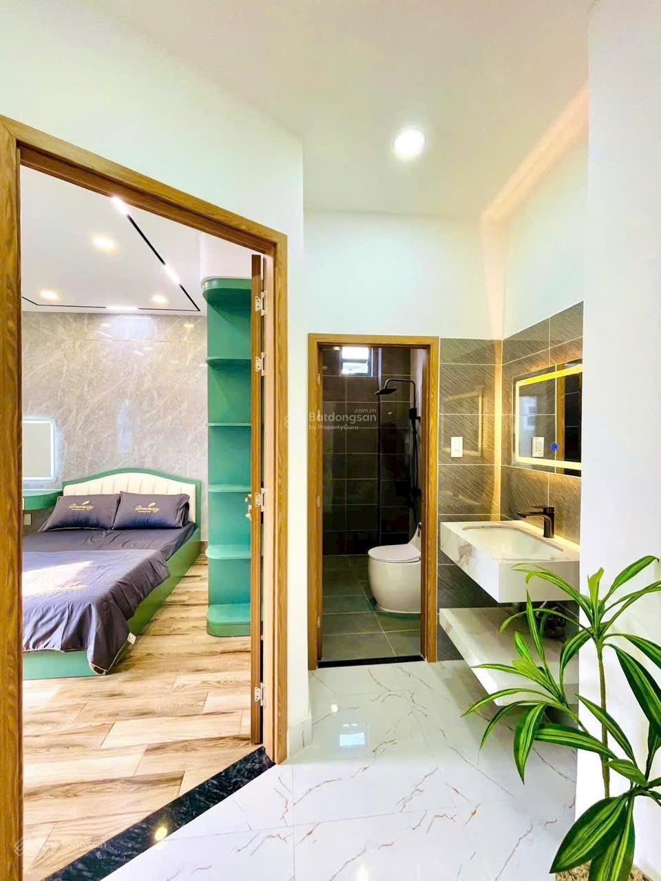 Nhà mới đẹp ở ngay - 3PN giá rẻ sát Bình Thạnh