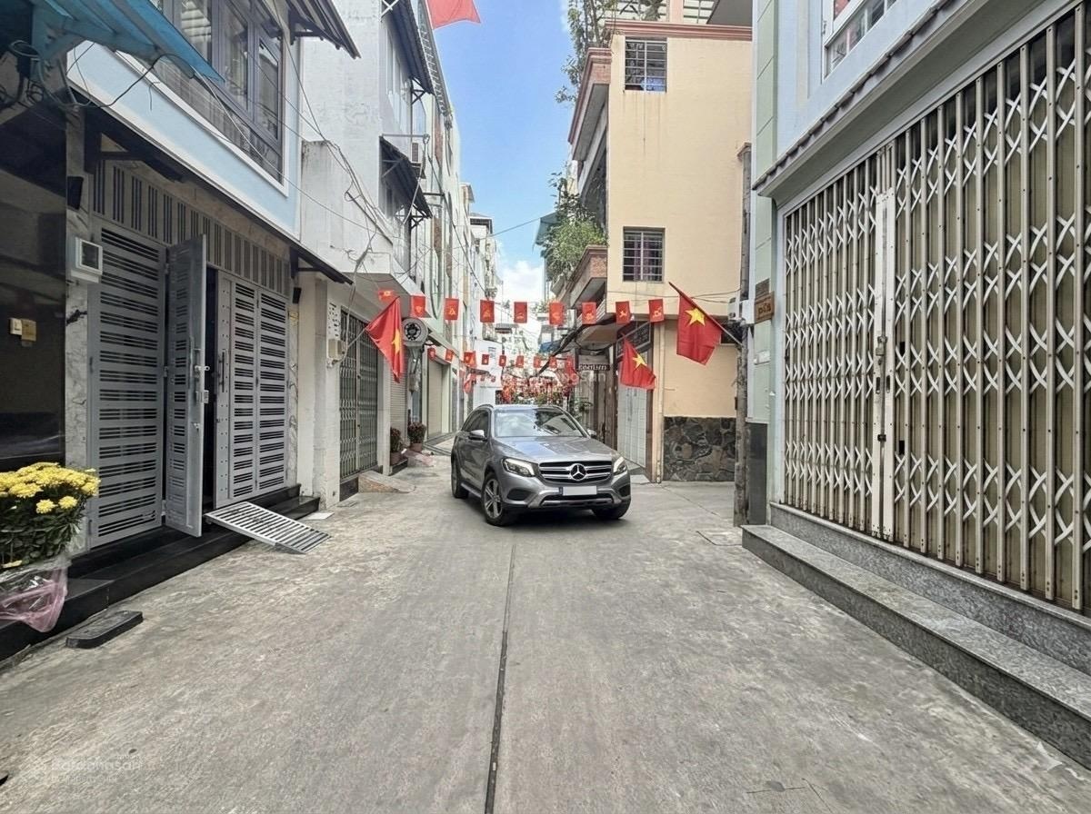 Nhà hẻm xe hơi trần hưng đạo q1- 5 tầng đúc thật- ngang 4,1m. chỉ 7,6t