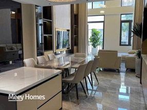 Bán nhà riêng quận Long Biên, thành phố Hà Nội giá 25 tỷ