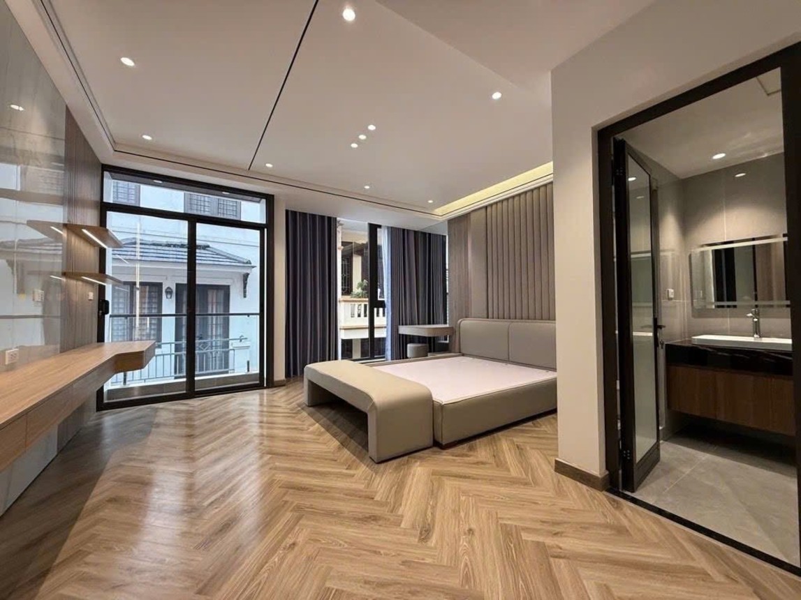 Bán nhà riêng quận Ba Đình thành phố Hà Nội, giá 24,8 tỷ