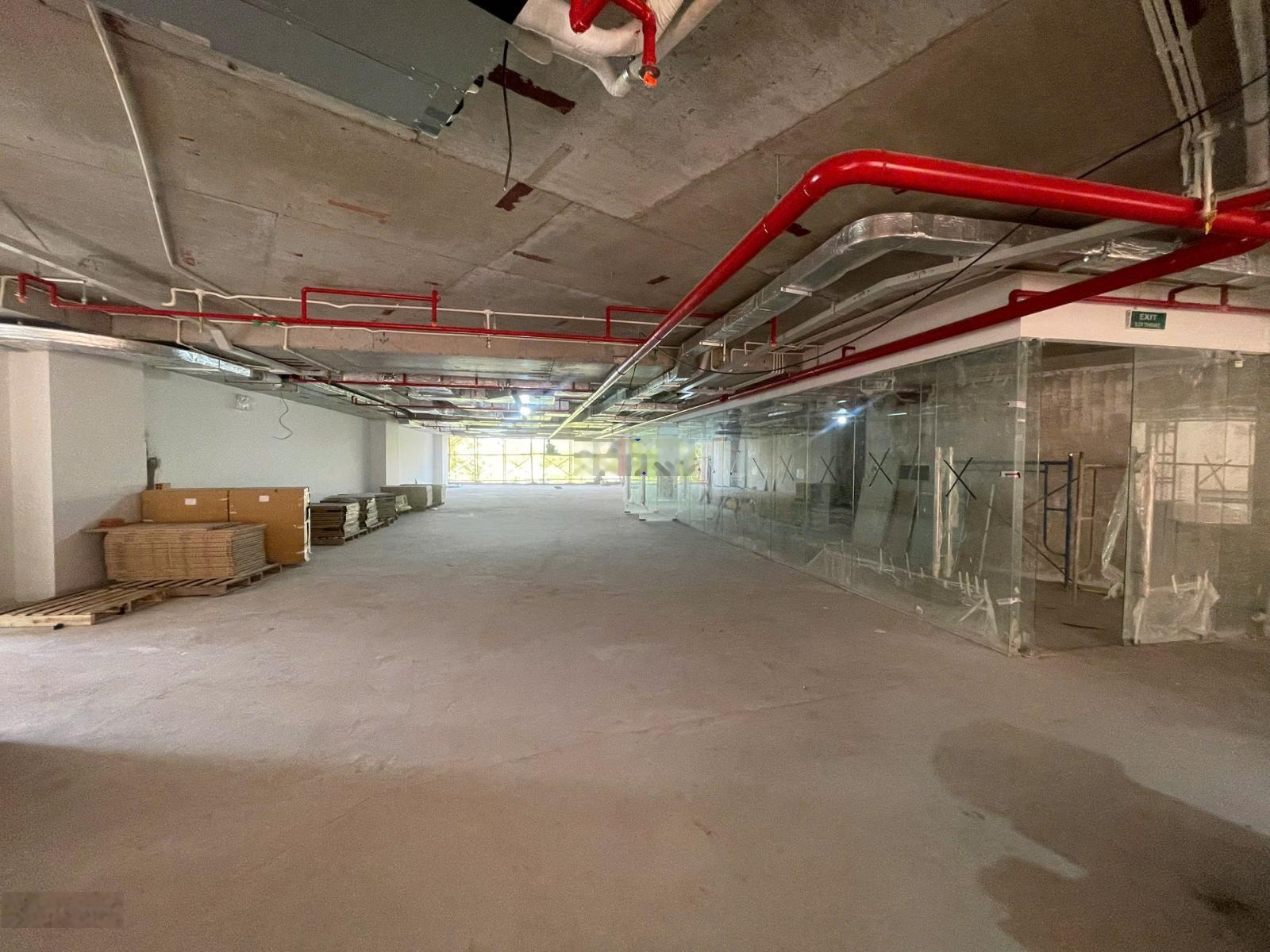 Tòa nhà vị trí đẹp nhà mới xây ngay trục đường chính Nguyễn Thị Thập Quận 7