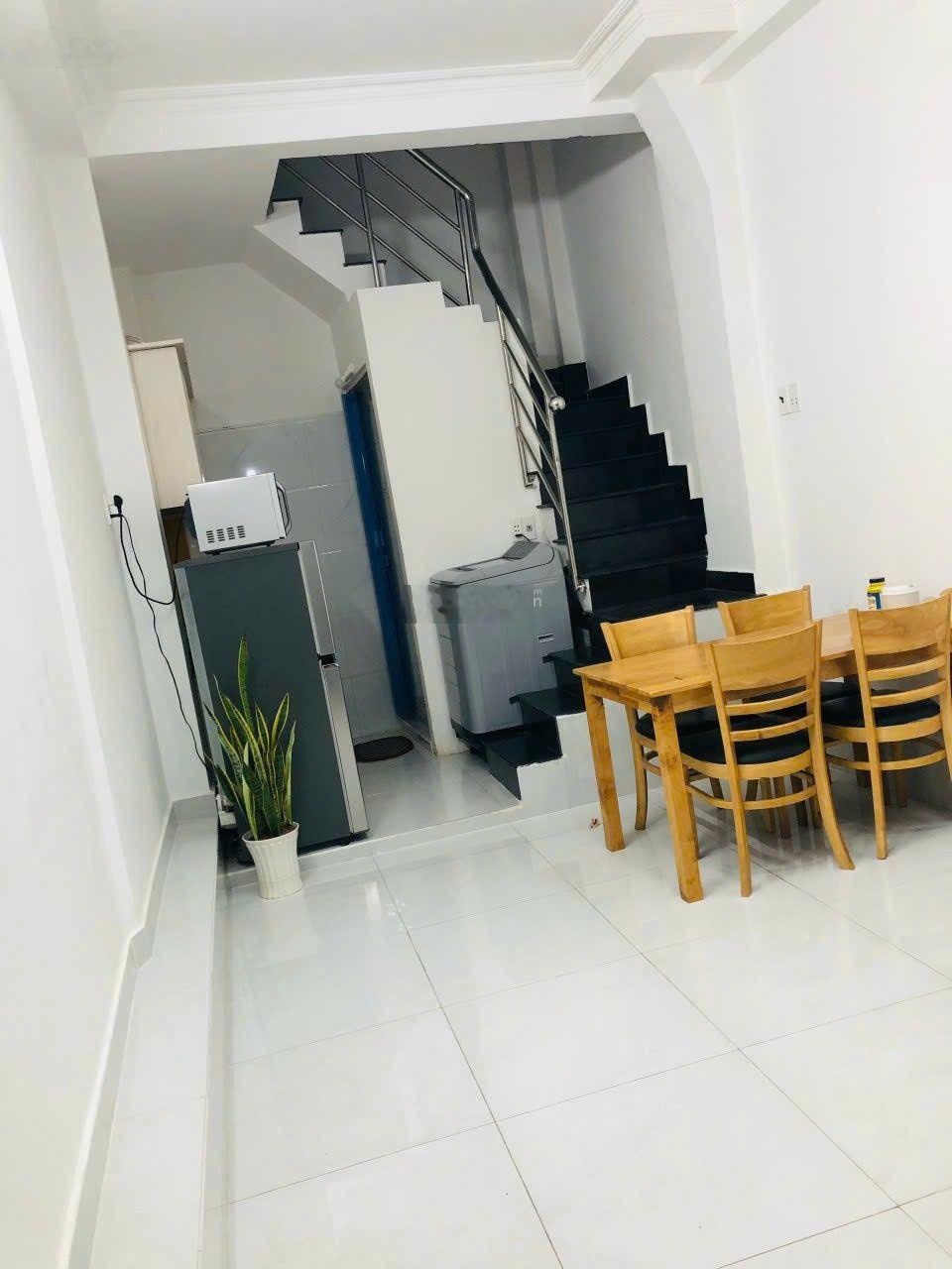 Bán nhà phố Tây Bùi Viện, Đề Thám