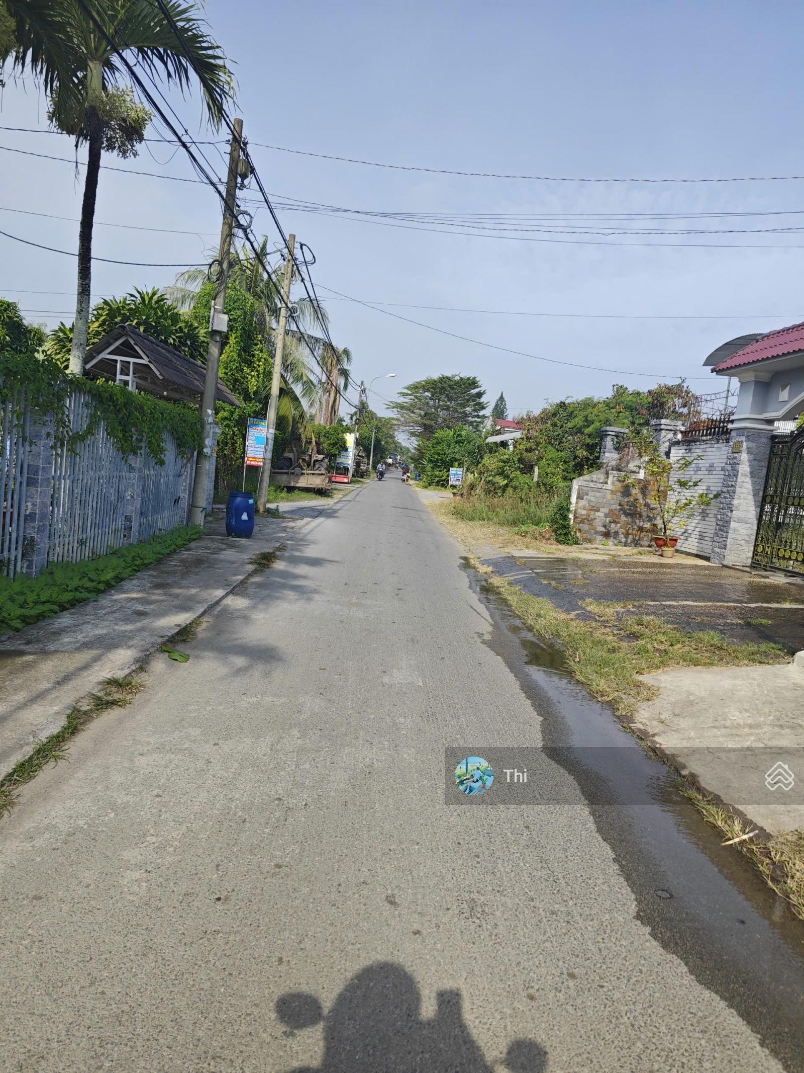 Tôi cần bán đất 150m2 ngay chợ Phước Thạnh Củ chi giá 950tr sổ hồng riêng dân cư đông đúc