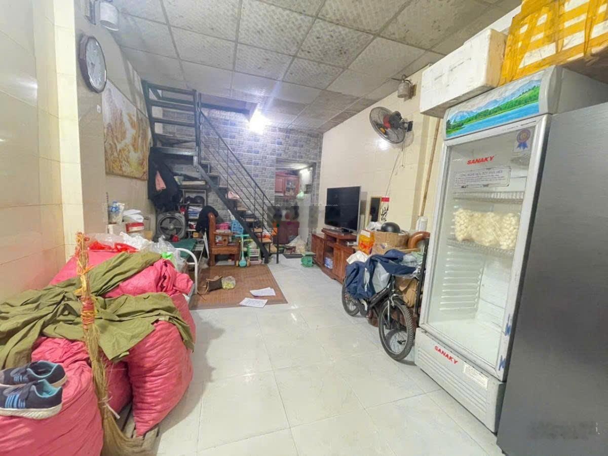 Nhà ngõ 192 Lê Trọng Tấn - Định Công 31m2 2 tầng chỉ 2,4 tỷ