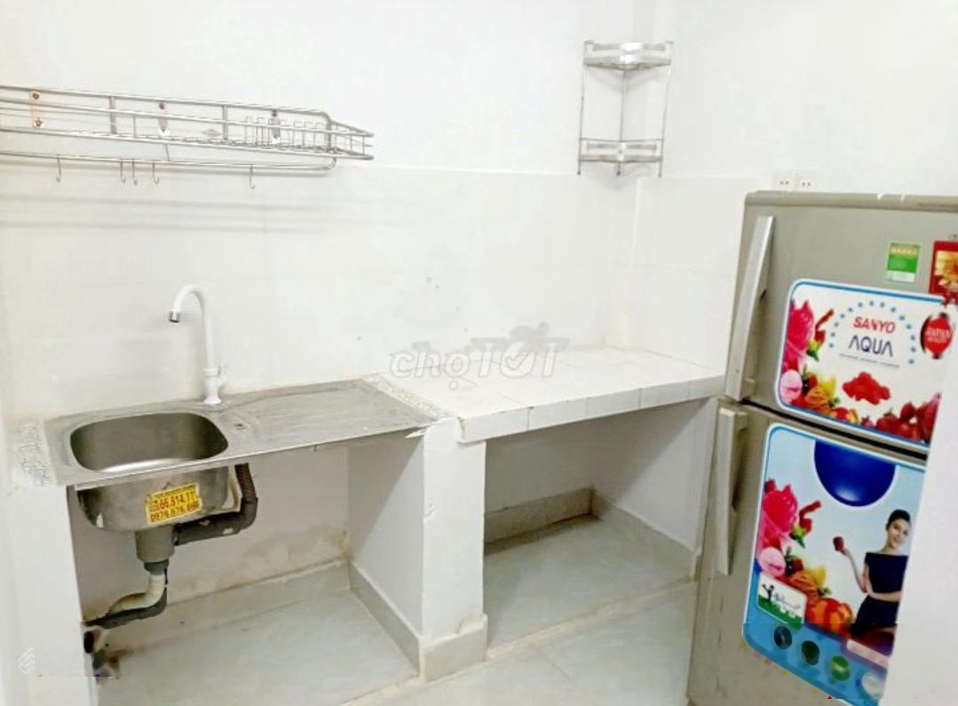 Nhà nguyên căn 4x5m 1 lầu 1 gác có máy lạnh,máy giặt,tủ lạnh đường lê lợi p4