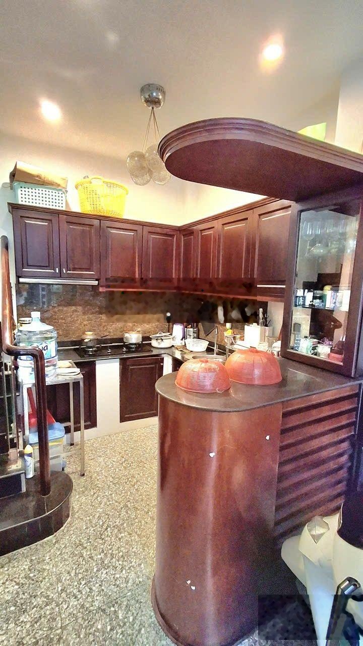 Bán gấp căn góc 2 mt hẻm ô tô 5m trần hưng đạo q1 5 tầng - thu 25tr/tháng chỉ 7,6 tỷ (tl)