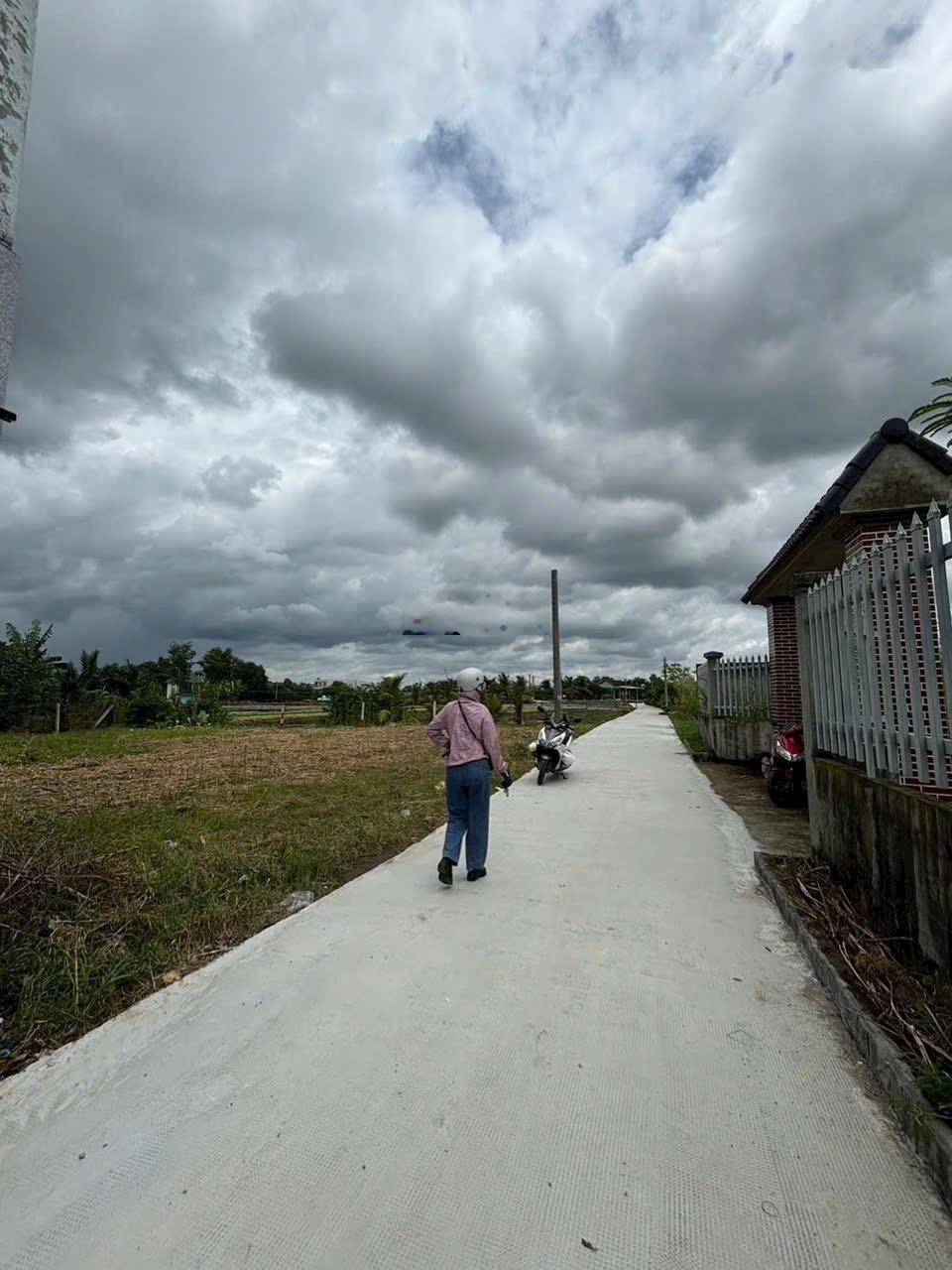 Hàng hiếm giá rẻ 1/ Nguyễn Văn Tạo, Long Thới, Nhà Bè, 815tr, 85m2.