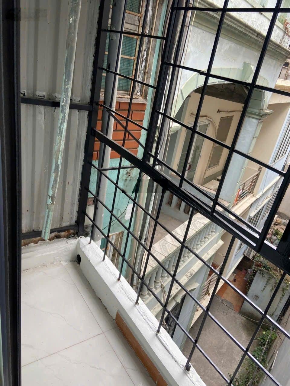 Bán Nhà Riêng tại Yên Lãng, 2,3 tỷ, 9m2, 2PN, 4 tầng HÀNG TUYỆT CHỦNG