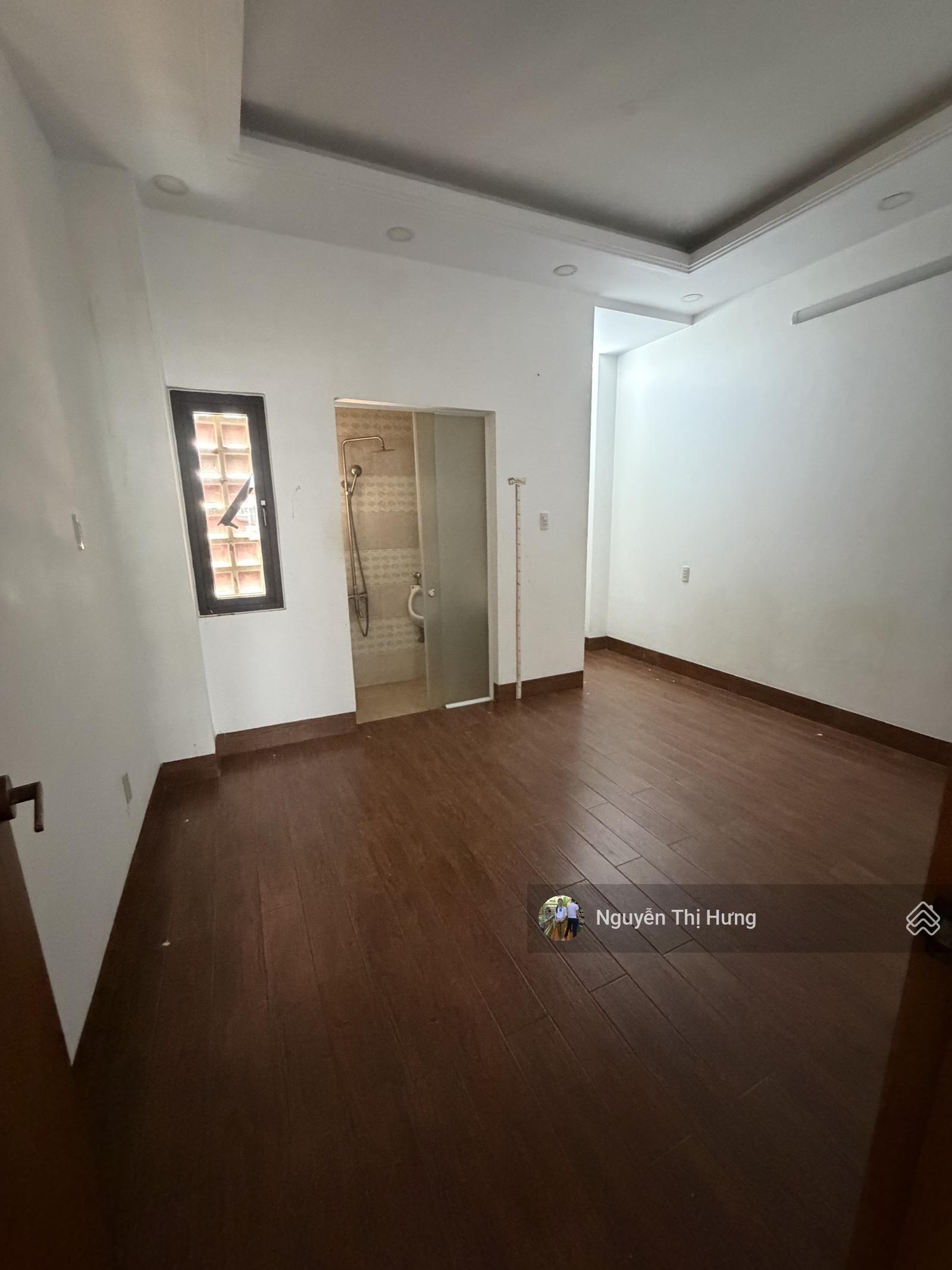 Cho thuê nhà phố kdc đồng bộ hoàng quốc việt q7-4.2x12.5m,3l+4pn+ntcb*giá : 22tr ( sơn mới sạch sẽ