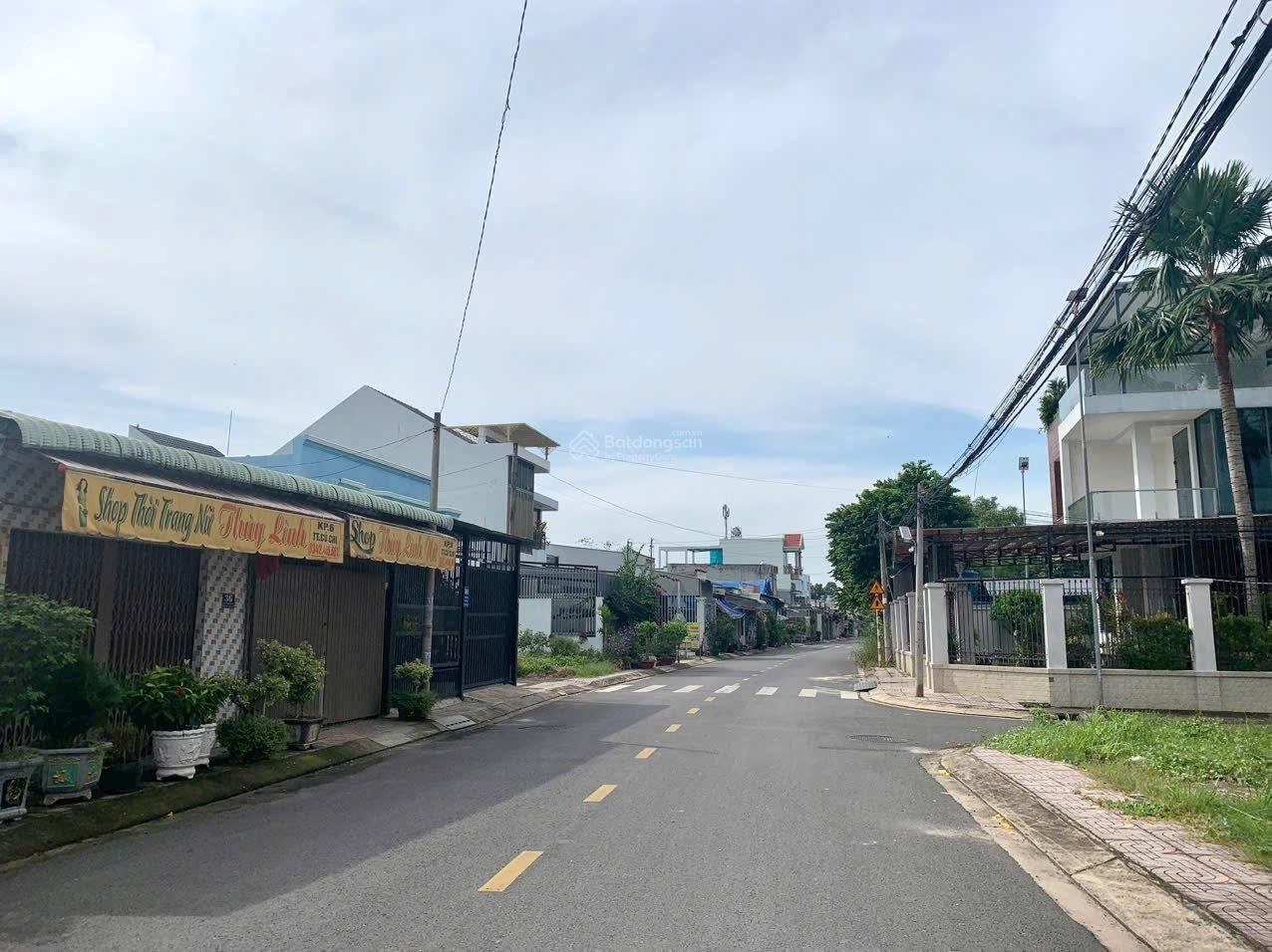 Đất thổ cư 112m2 giá 850 triệu mặt tiền đường Dương Công Khi xã Tân Thới Nhì Hóc Môn