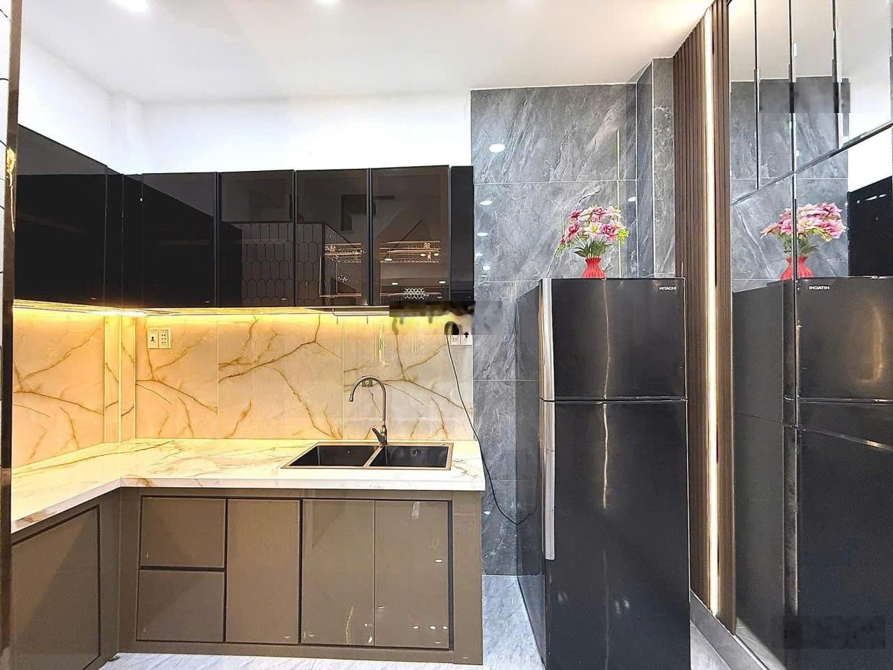 Bán nhà hẻm 1 sẹc sát mặt tiền đường số 8, P.11, 3,6 x 9, 2 tầng giá 4.1 tỷ tl