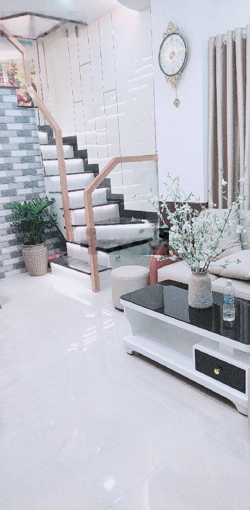 Bán nhà lô góc 2 mặt- HXH - Nguyễn Thái Sơn - 3PN - Nội thất cao cấp - Sổ đỏ chính chủ-nhỉnh 4tỷ