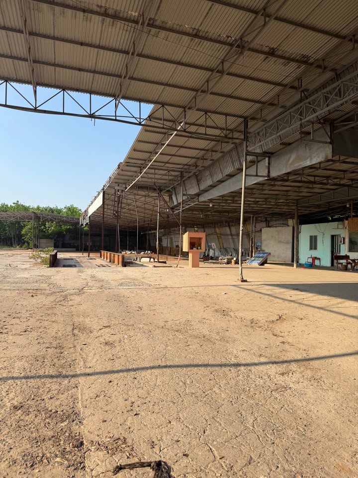 Bán kho bãi, nhà xưởng, khu công nghiệp huyện Tân Biên, tỉnh Tây Ninh giá 6,5 tỷ