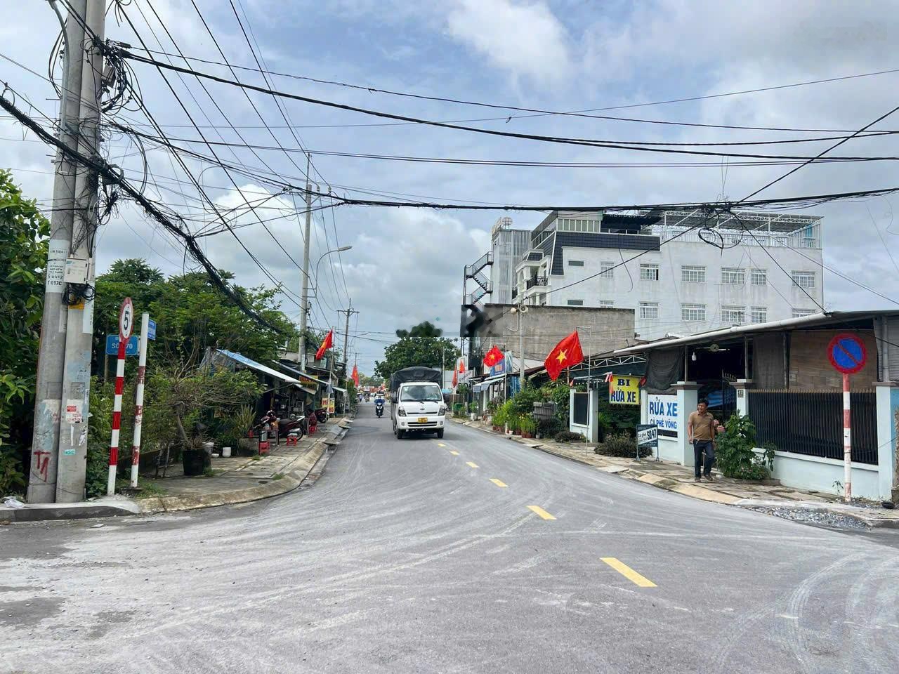 Chủ gởi chốt nhanh lô góc 2MT Thị Trấn Củ Chi - 210m2 đất thổ cư - GPXD - sổ riêng công chứng ngay