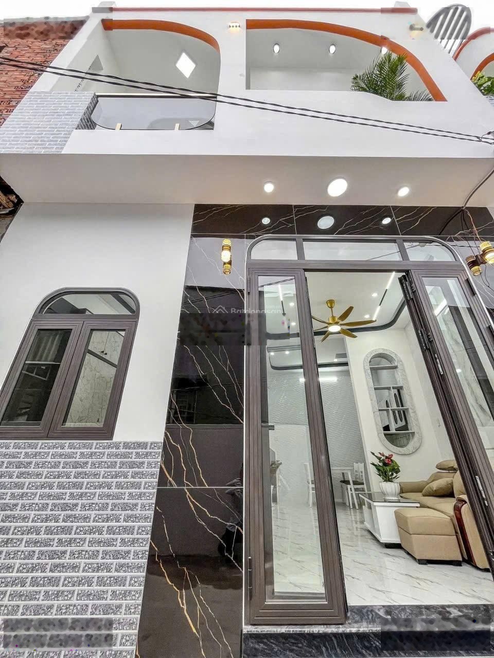 Bán nhà riêng tại Phan Văn Hớn, Tân Thới Nhất, Quận 12, HCM, 32m2, 890tr Tl