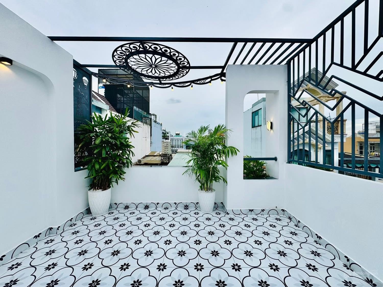 Giá siêu tốt 4Tỷ68,4m2 nhà Lê Thị Hồng Gấm,Nguyễn Thái Bình,Q1 cho thuê 27tr gần ga Bến Thành