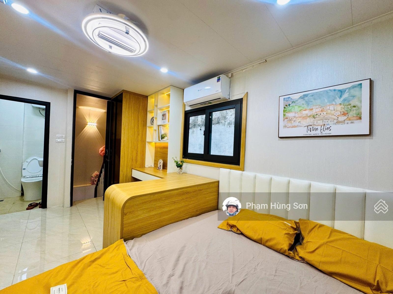 Siêu phẩm nhà đẹp lô góc - cách phố Bạch Mai 40m - cách oto 10m