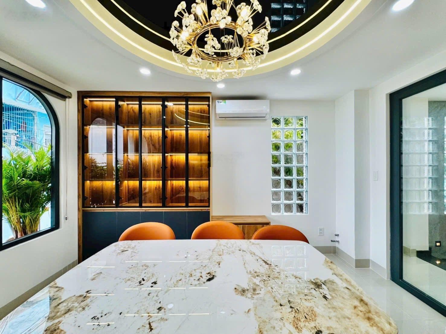 Bán gấp nhà Đường Huỳnh Tấn Phát, Q7, giá 3,7 tỷ, với 55m2, đang cho thuê 15tr/tháng