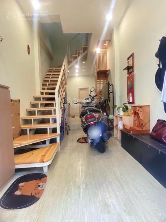 Bán nhà đẹp Tô Hiến Thành 30m2, giá ngộp