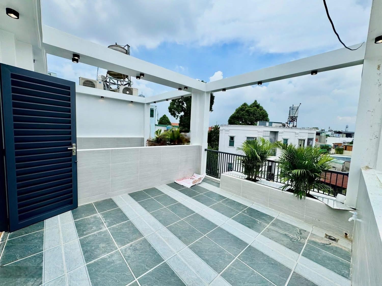 Chính chủ bán nhà đường Nguyễn Thượng Hiền-BT 52m2, 1T 2L, 2tỉ850. Hiện đang cho thuê 15tr/th. SHR