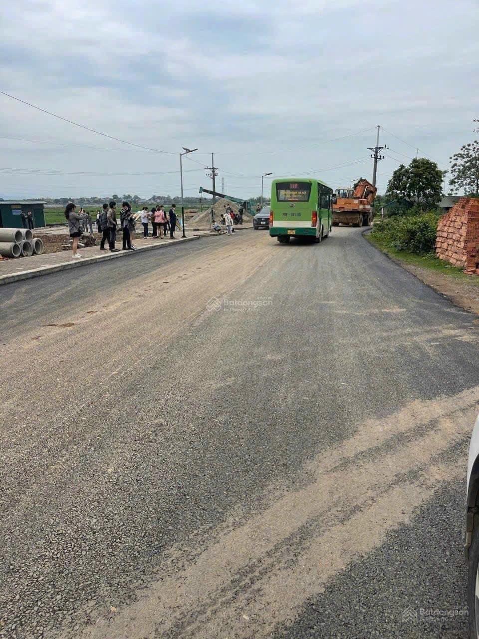 Nhanh tay thì còn - phải thật nhanh nhé ACE -1,x tỷ đất đông sơn ( xã phú nghĩa ) - đường phân lô