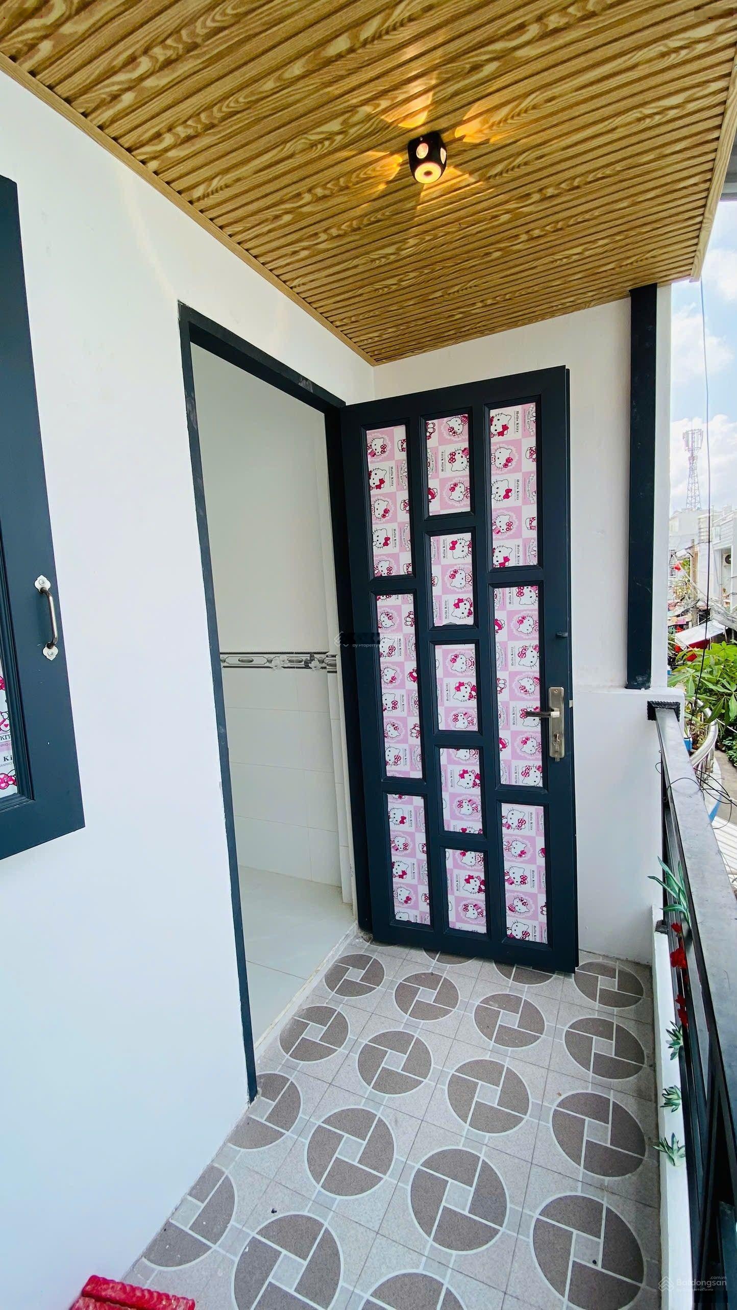 Nhà 2 tầng,hẻm xe hơi, Đường Tân Hòa Đông,giá 3 tỷ nhỉnh ,(DT 31m2,)sổ hồng riêng hoàn công.